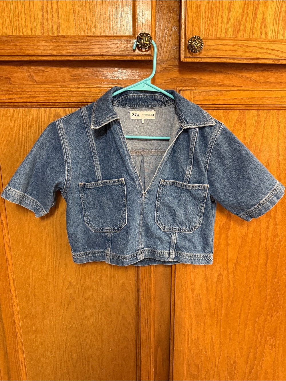 Zara Medium Blue Cropped Denim Jacket with Front Pockets